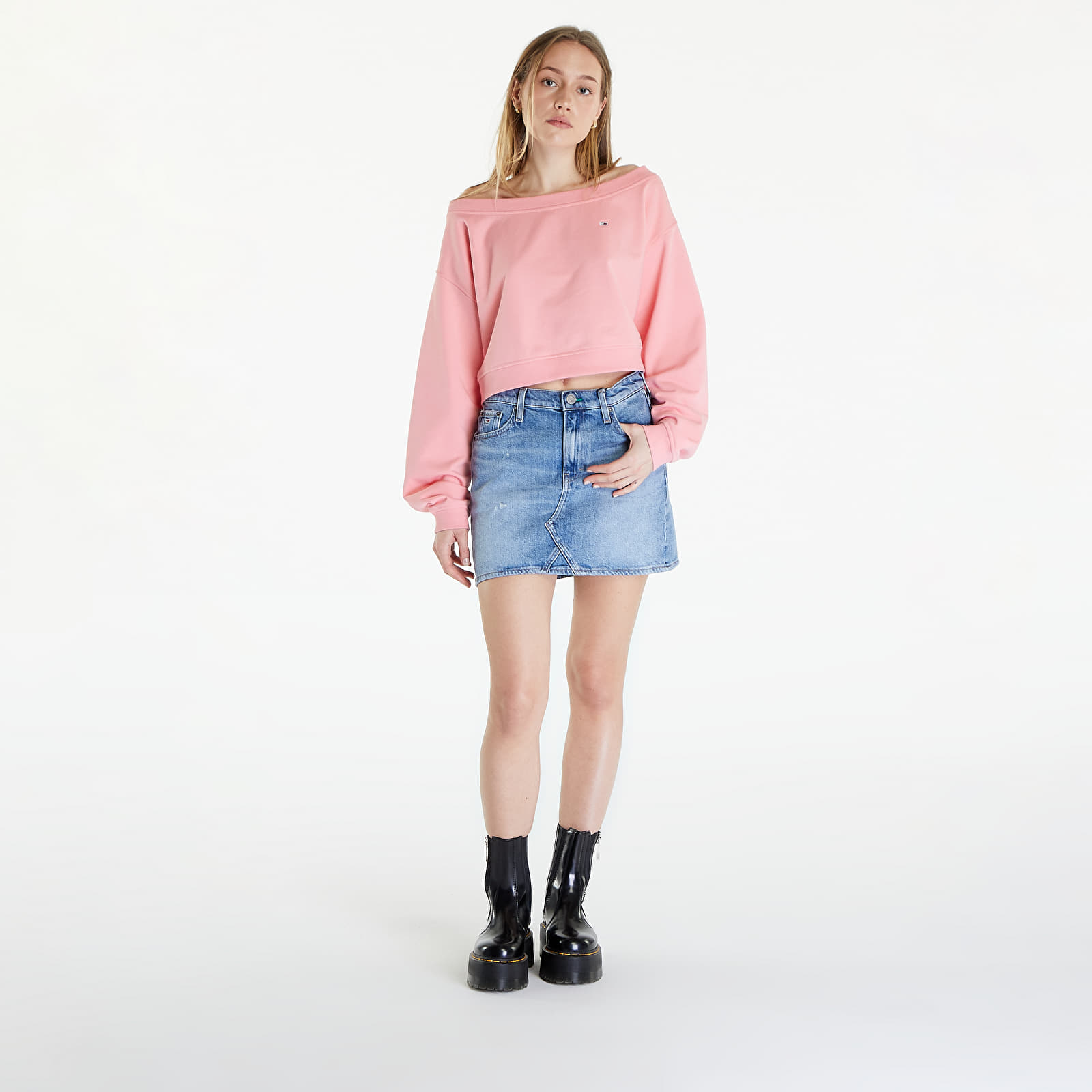 Bluzy Tommy Jeans Cropped Off Shoulder Sweatshirt Pink