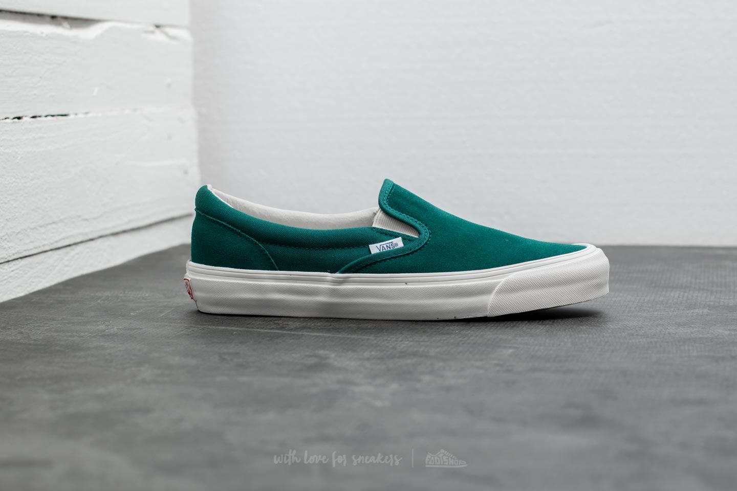 Men s shoes Vans OG Classic Slip On Suede Canvas Storm Footshop