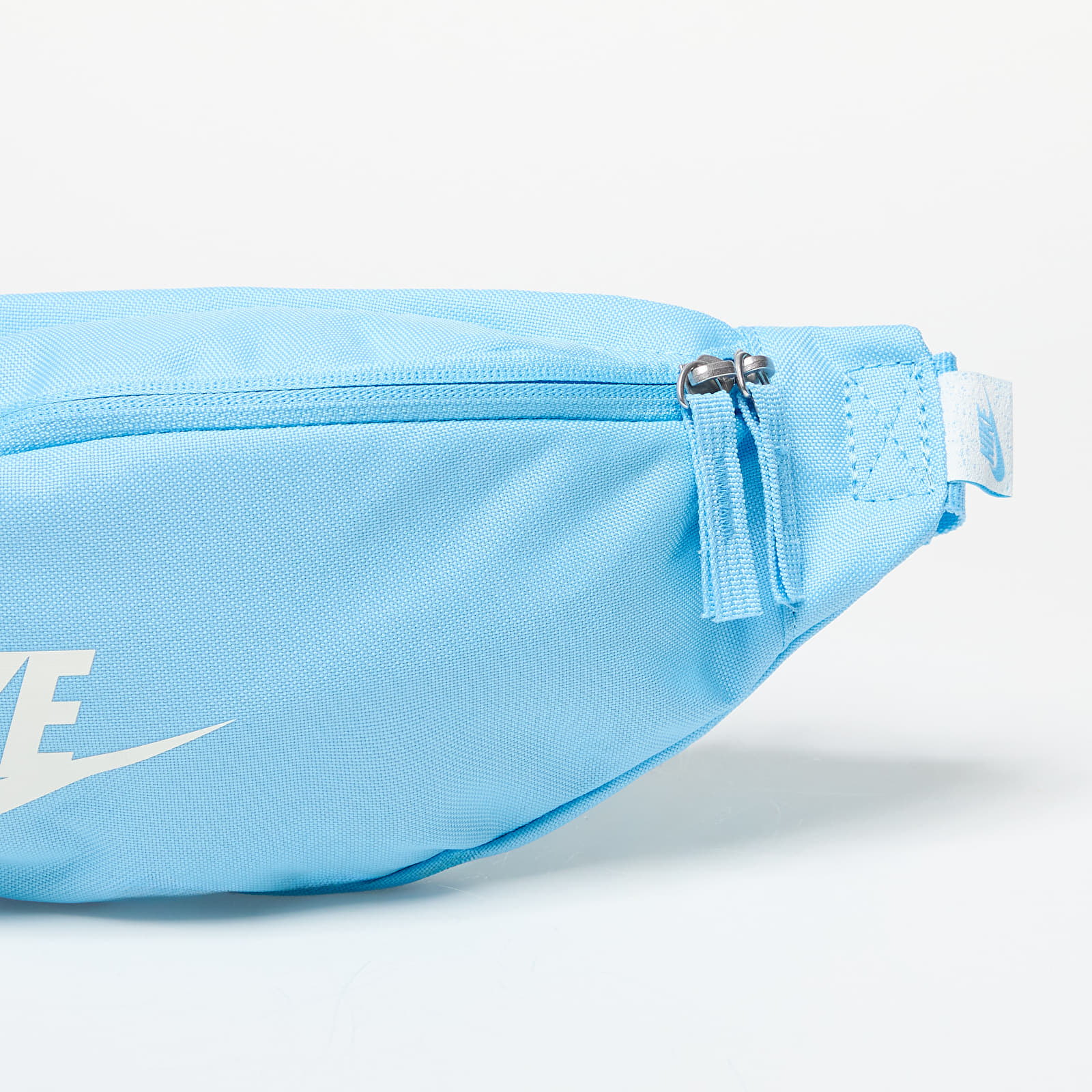 Ľadvinky Nike Heritage Waistpack Aquarius Blue/ White