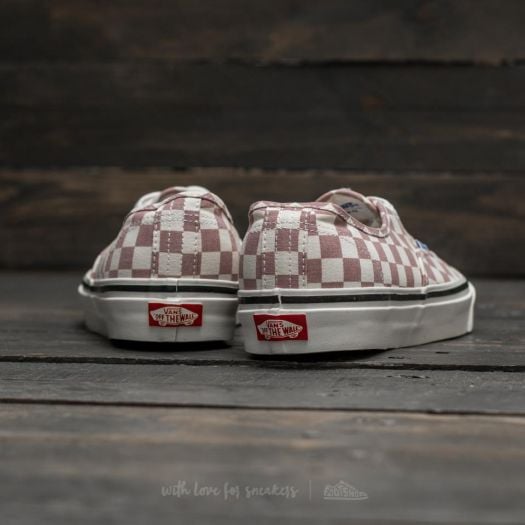 Mauve checkered vans discount