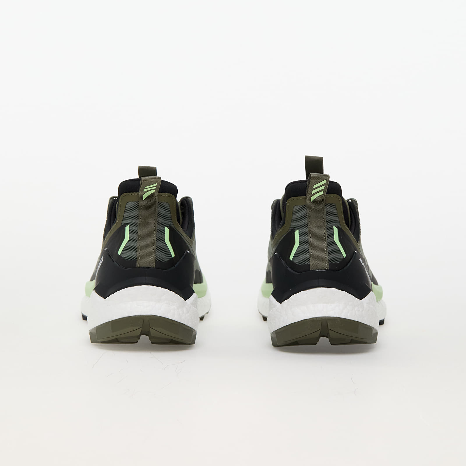Încălțăminte și sneakerși pentru bărbați adidas Terrex Free Hiker 2 Low Olive Strata/ Silver Green/ Core Black