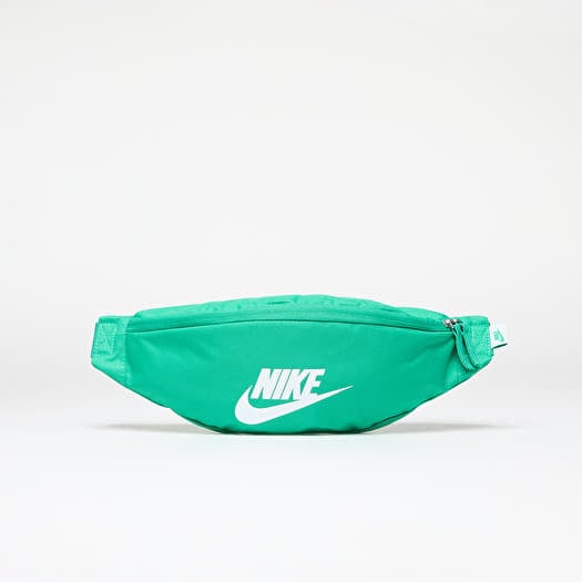 Heuptassen Nike Heritage Waistpack Stadium Green Stadium Green White Footshop