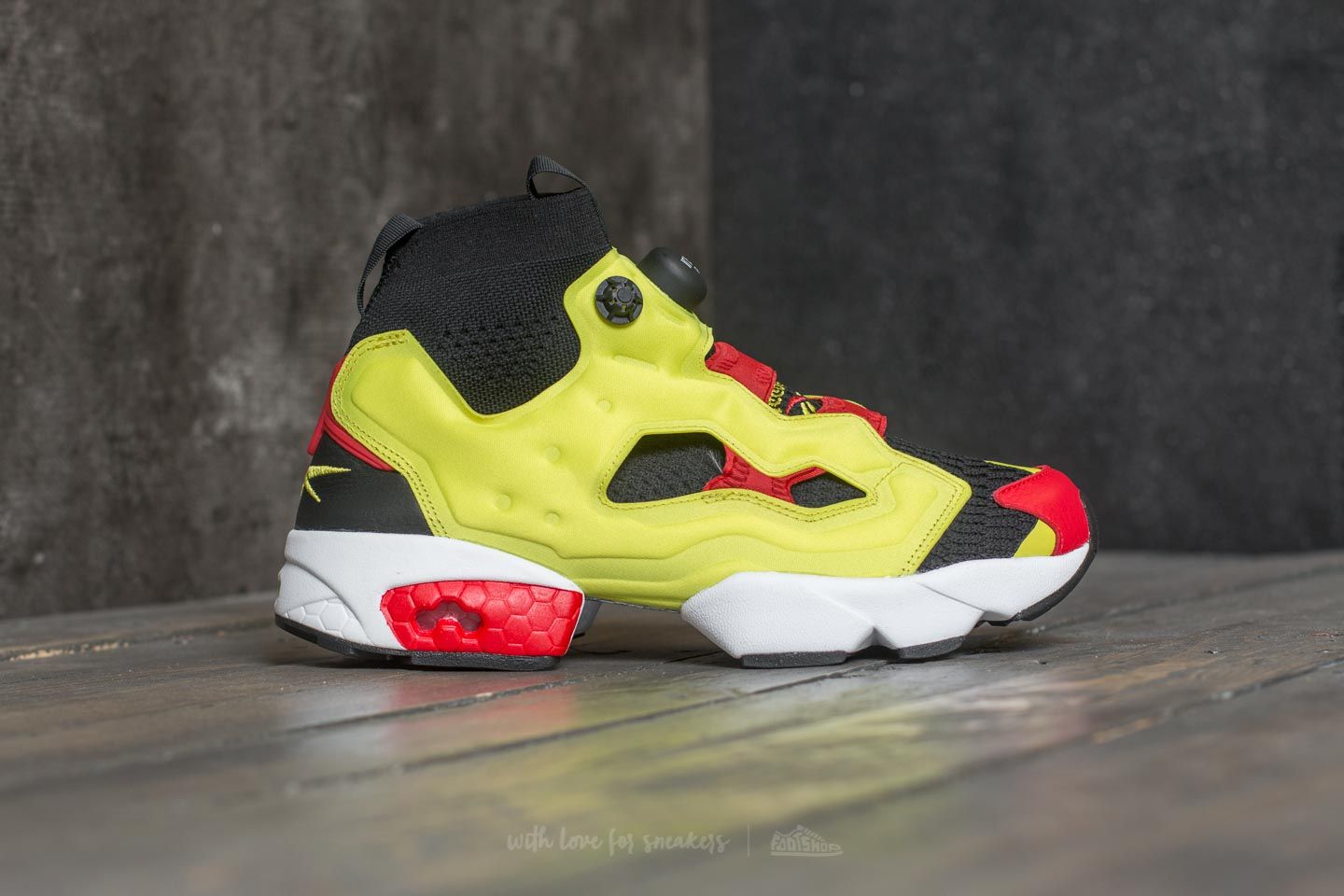 Men s shoes Reebok Instapump Fury OG ULTK Black Hyper Green Rbk Red Footshop
