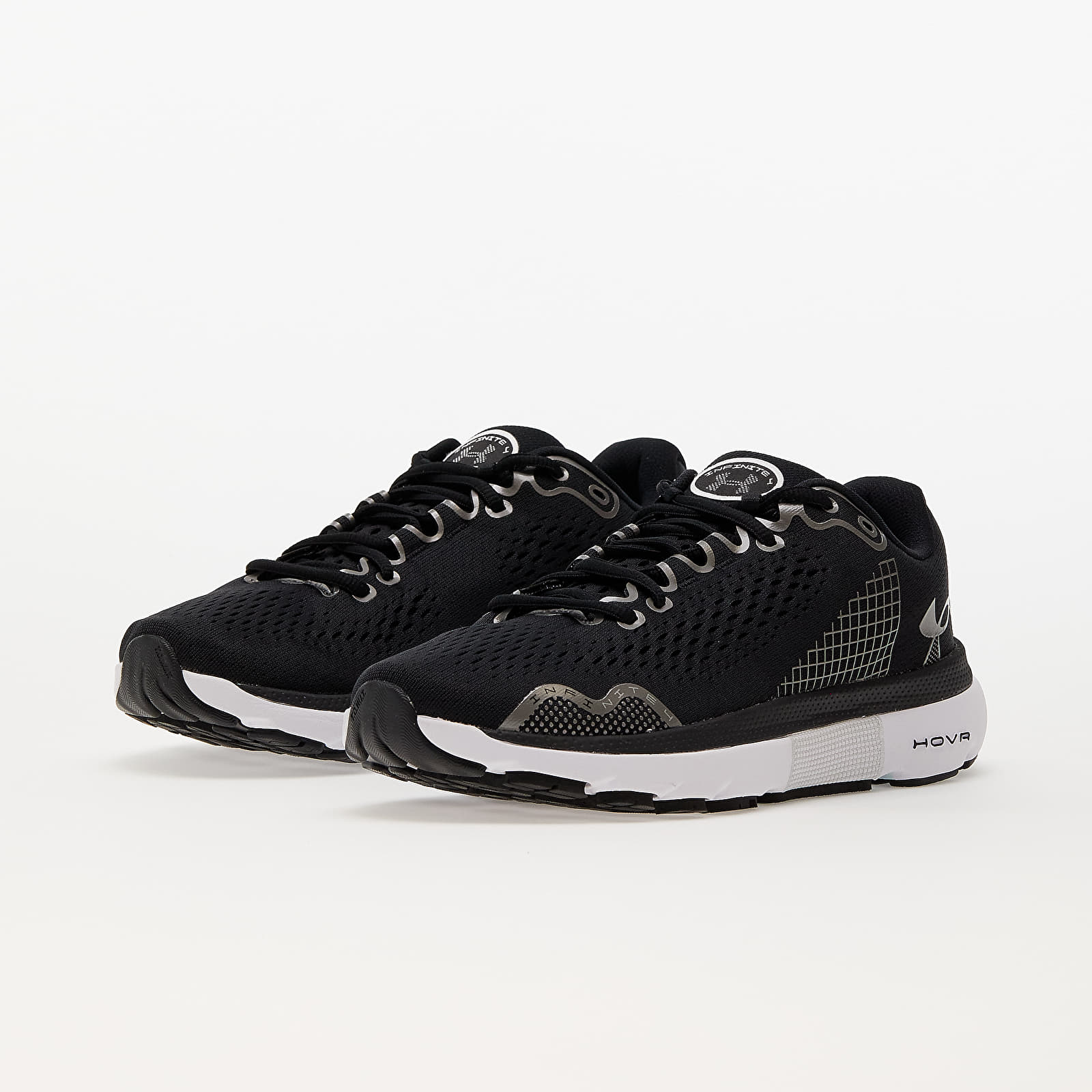 Männer Under Armour HOVR Infinite 4 Black/ White/ Metallic Gun Metal