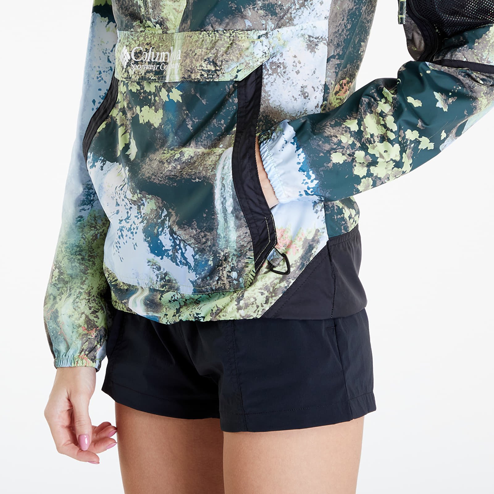 Dzsekik Columbia Challenger™ Windbreaker Napa Green Chasing Falls Print