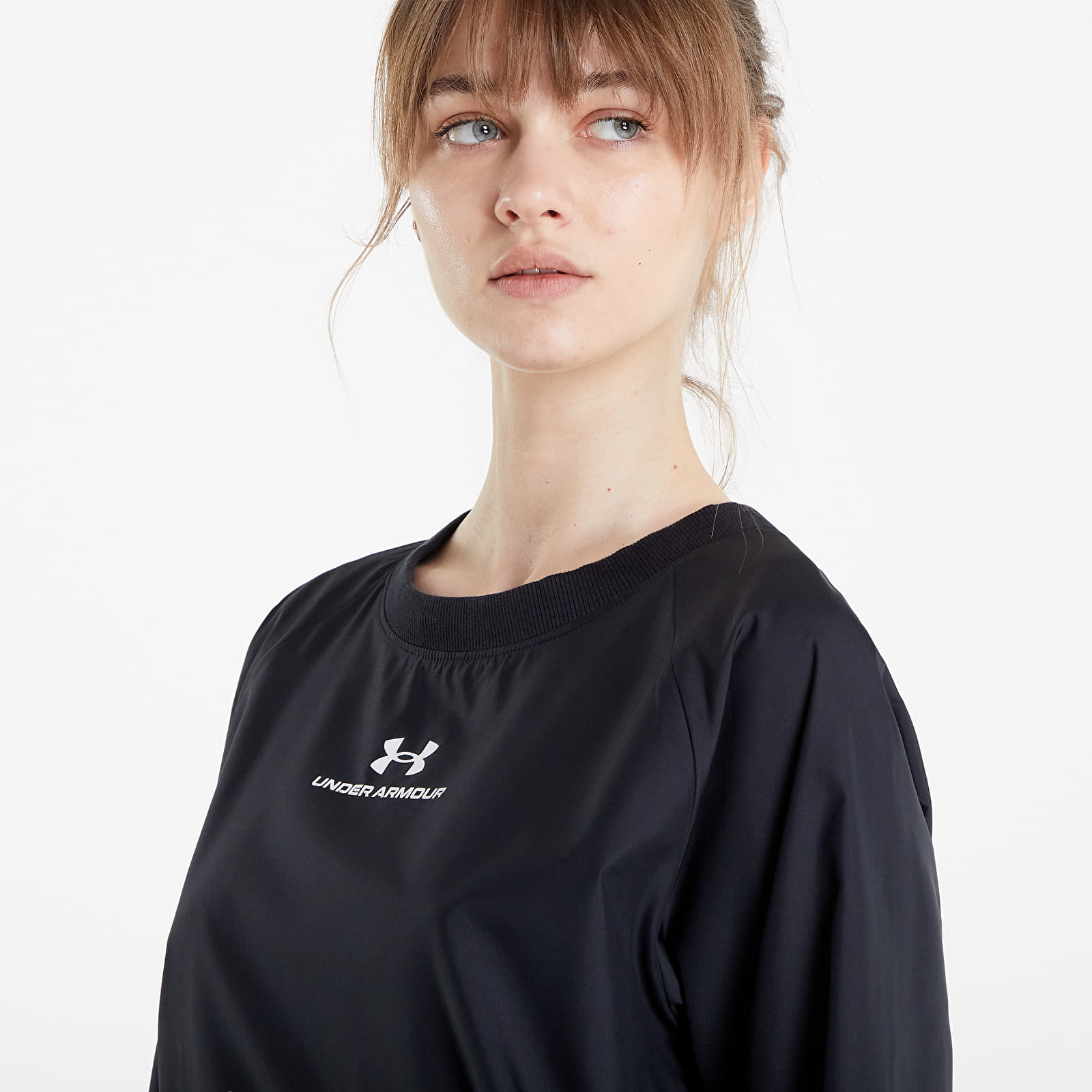 Kapucnis pulóverek és pulcsik Under Armour Rush Woven Crew Black/ White
