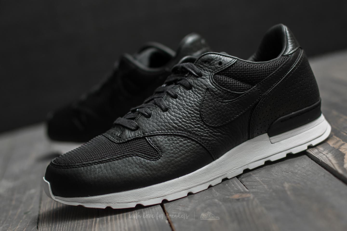 Scarpe uomo Nike Air Zoom Epic Luxe Black/ Black-White