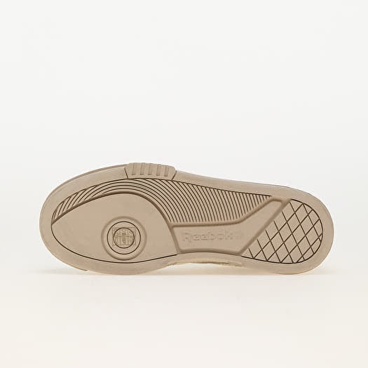 Light pink cheap reebok shoes