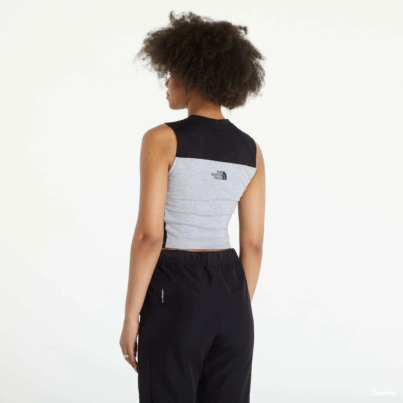 Ujjatlan pólók The North Face Cropped Fitted Tank Top Tnf Light Grey Heather