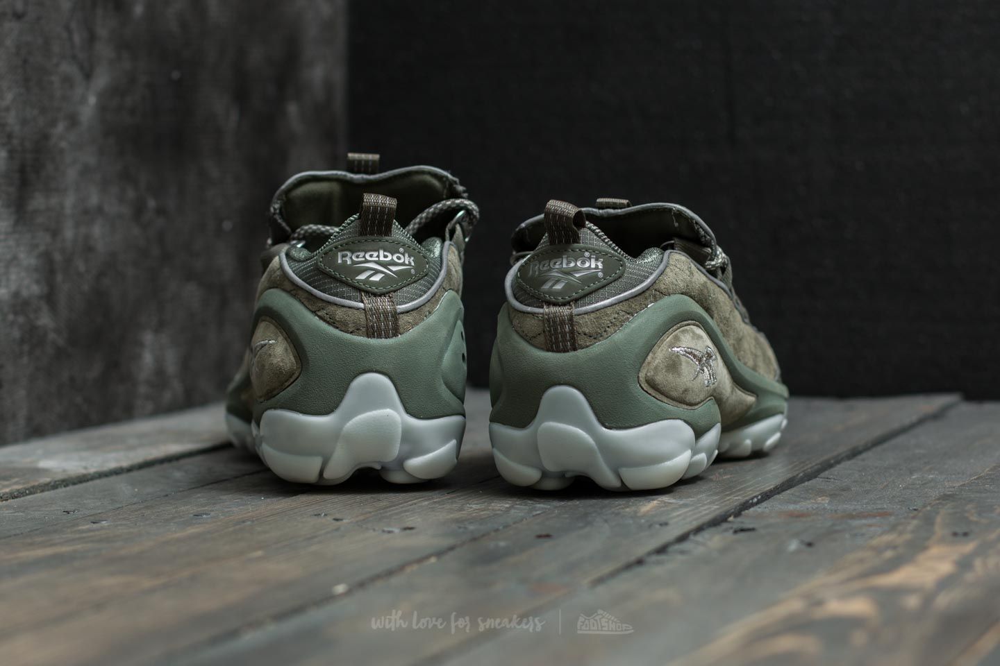 Reebok dmx sales run 1 se