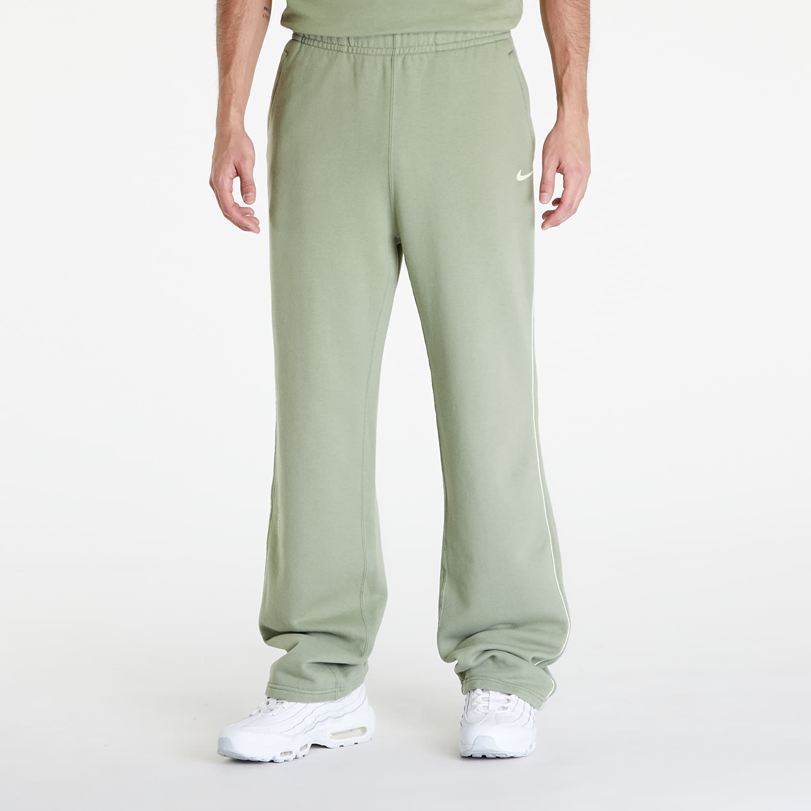 Анцузи Nike x NOCTA Men’s Open-Hem Fleece Pants Oil Green/ Lt Liquid Lime