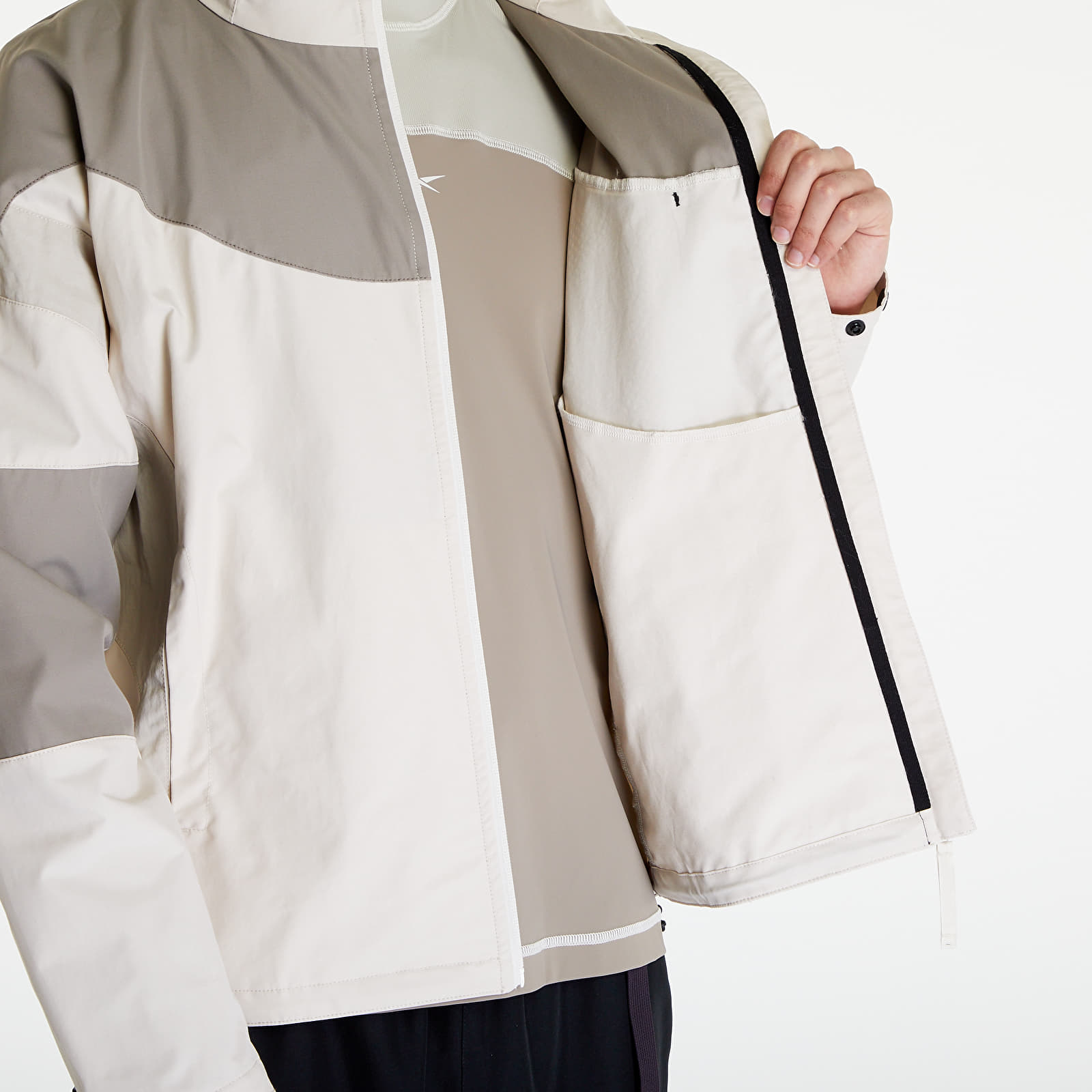 Bundy Reebok Hooded Jacket Icy
