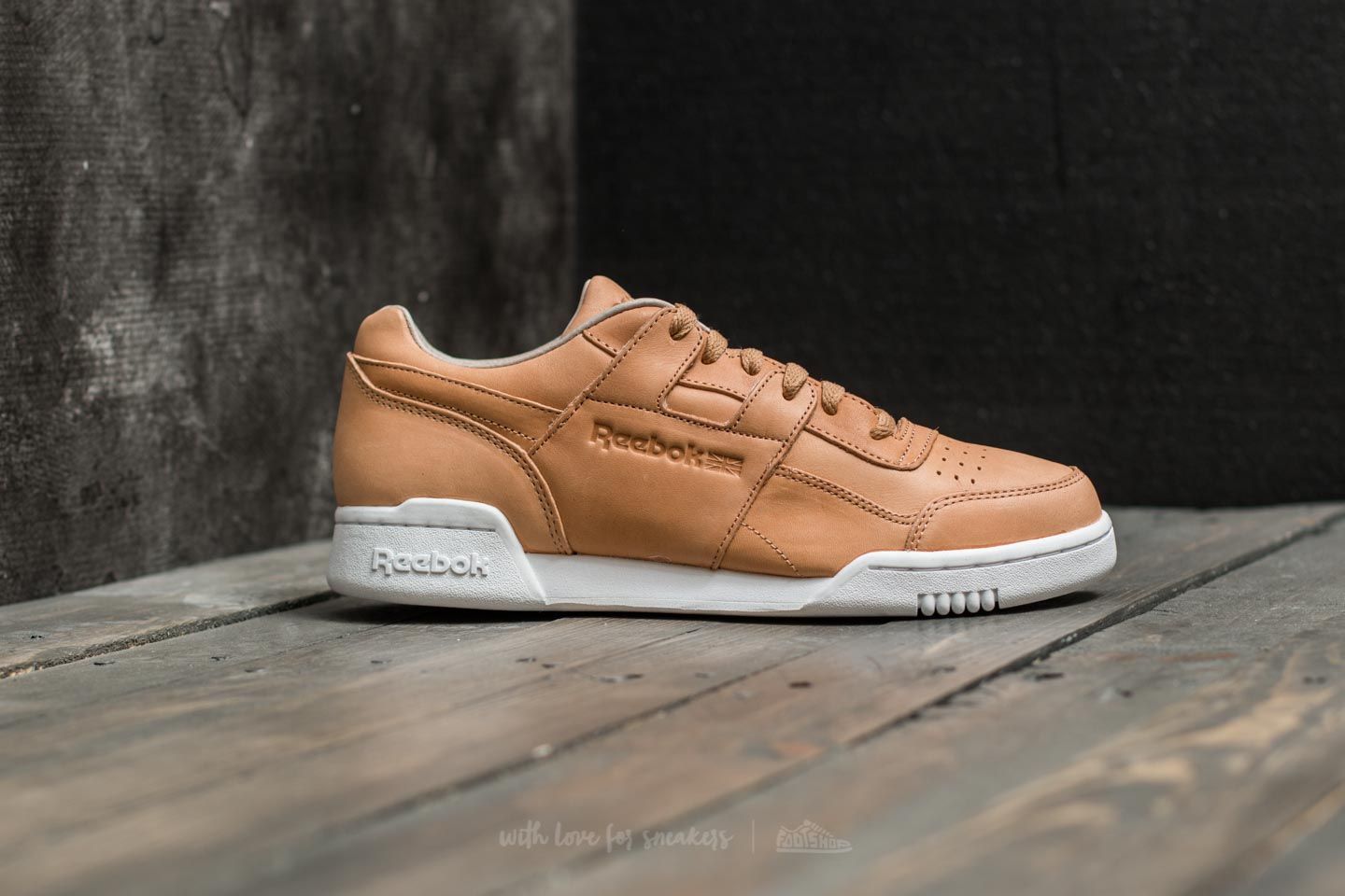 Reebok workout horween clearance