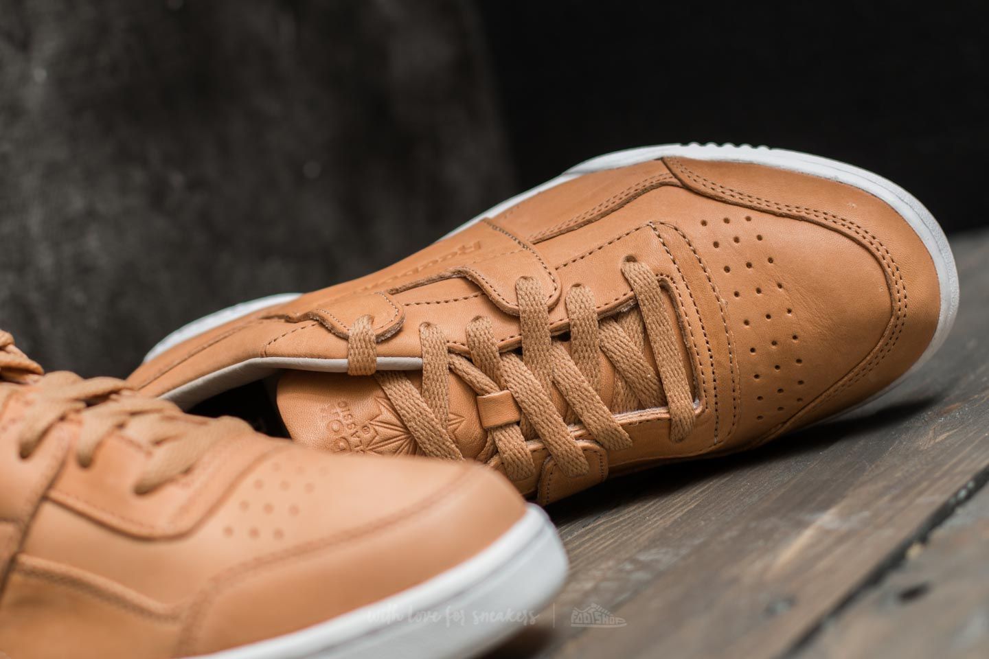Herresko Reebok Workout Plus EWT-HVT Sand/ White