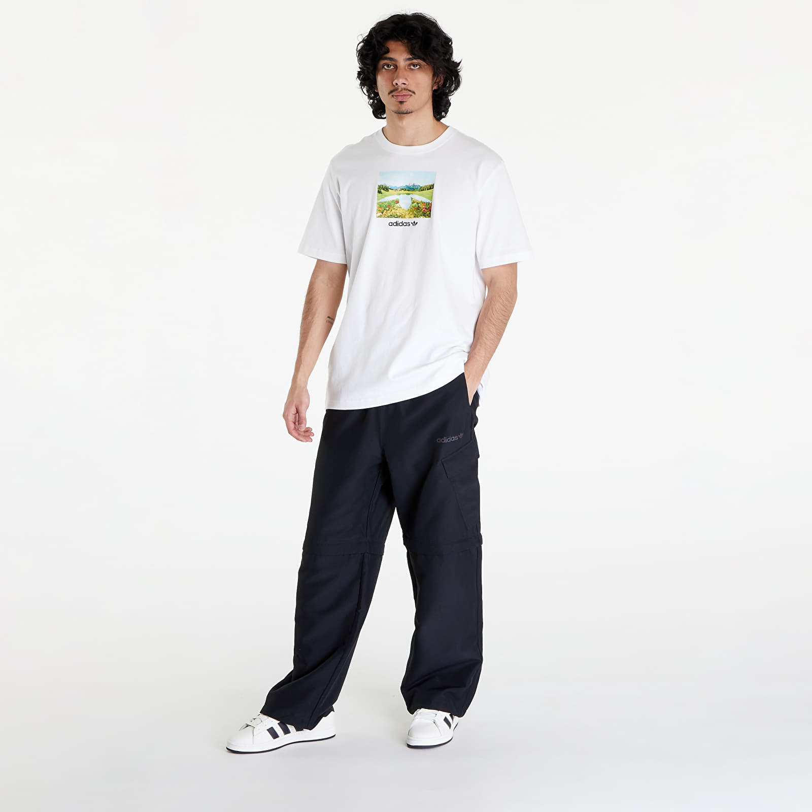   Μπλούζες adidas Graphic Tee White