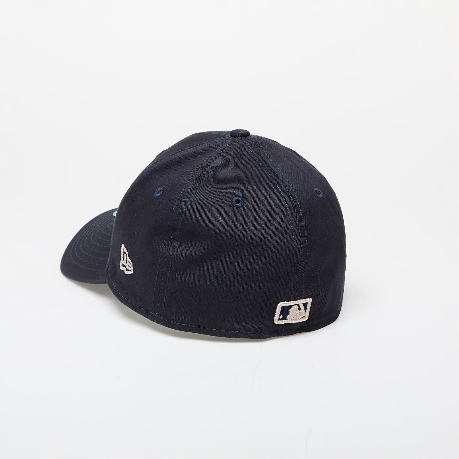 Hætter New Era New York Yankees League Essential 39THIRTY Stretch Fit Cap Navy/ Stone