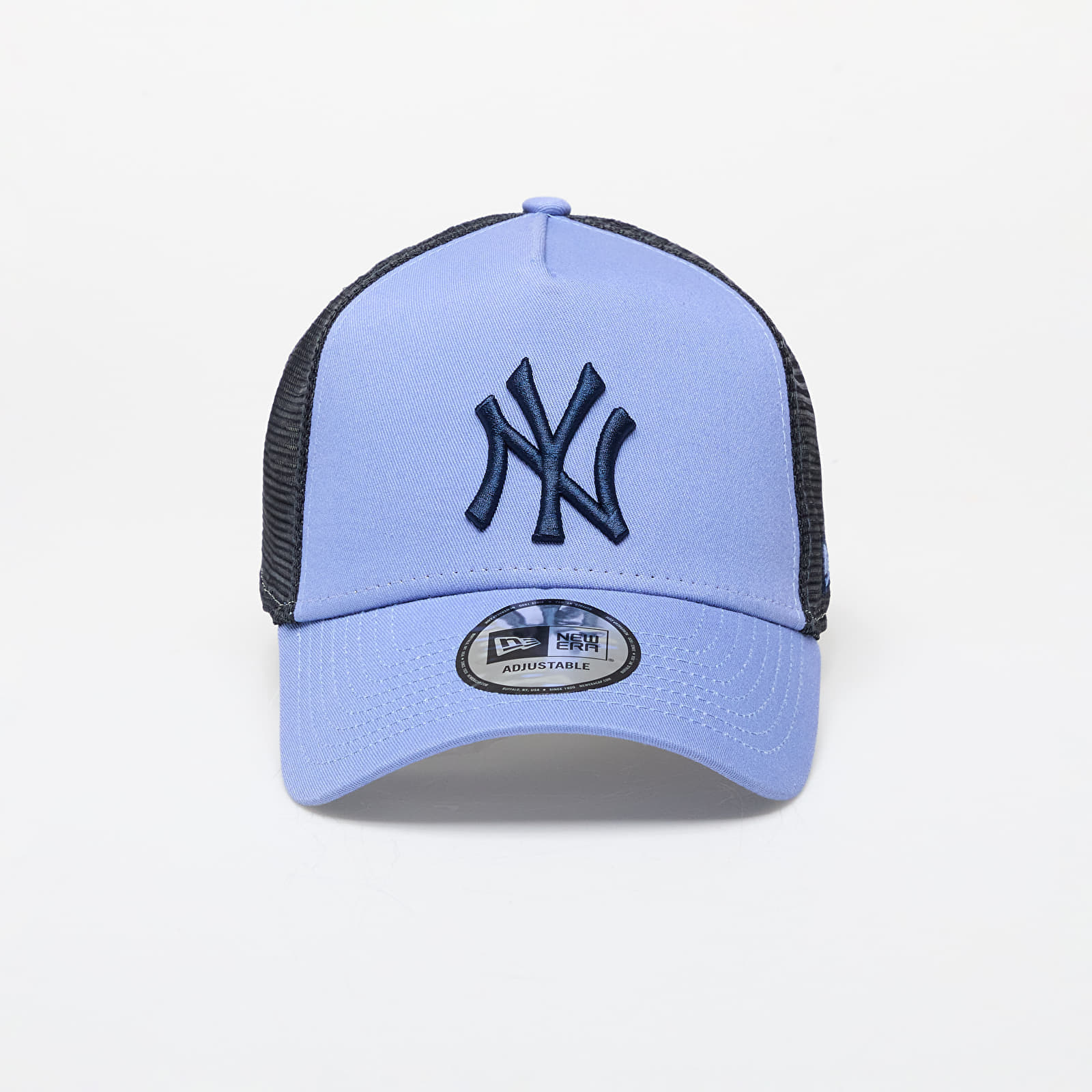 Шапки New Era New York Yankees League Essential Trucker Cap Copen Blue/ Black