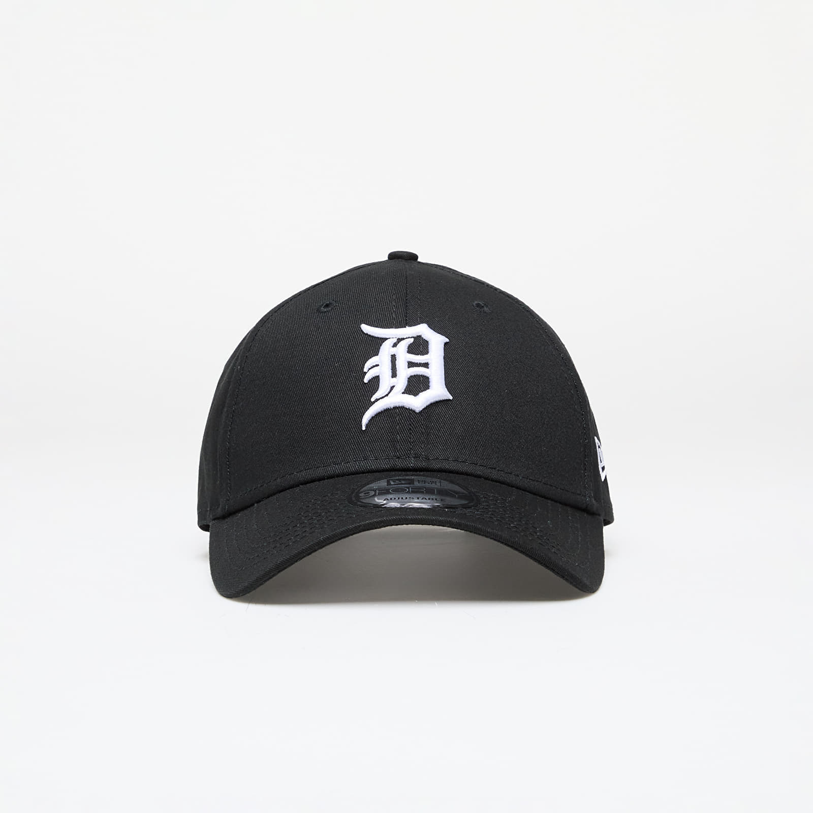Шапки New Era Detroit Tigers League Essential 9FORTY Adjustable Cap Black/ White