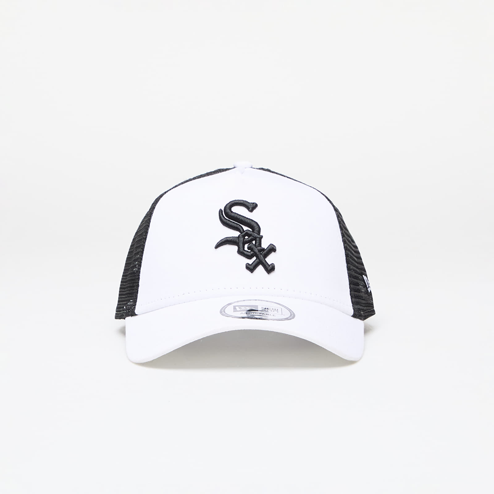 Kape New Era Chicago White Sox League Essential White Trucker Cap White/ Black