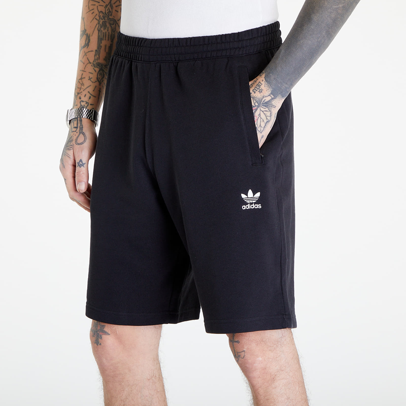 Pantaloni scurți adidas Essential Short Black - 1 | YEO