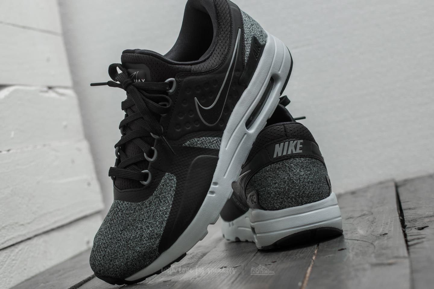 Men s shoes Nike Air Max Zero Essential Black Black Anthracite