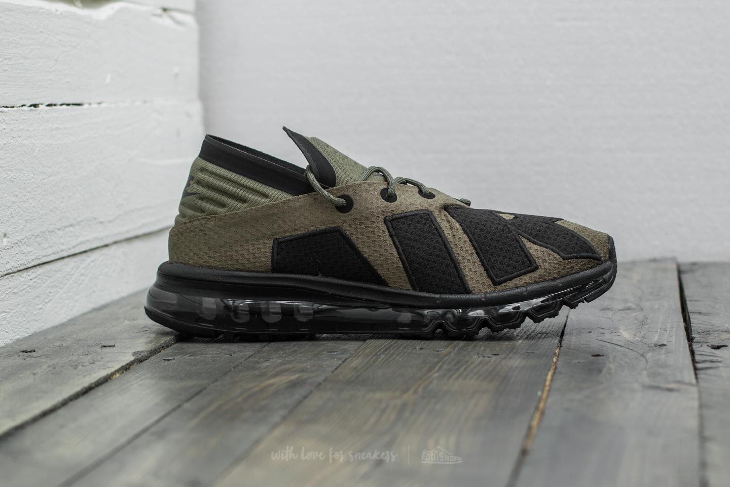 Férfi cipők Nike Air Max Flair Medium Olive/ Black-Wolf Grey