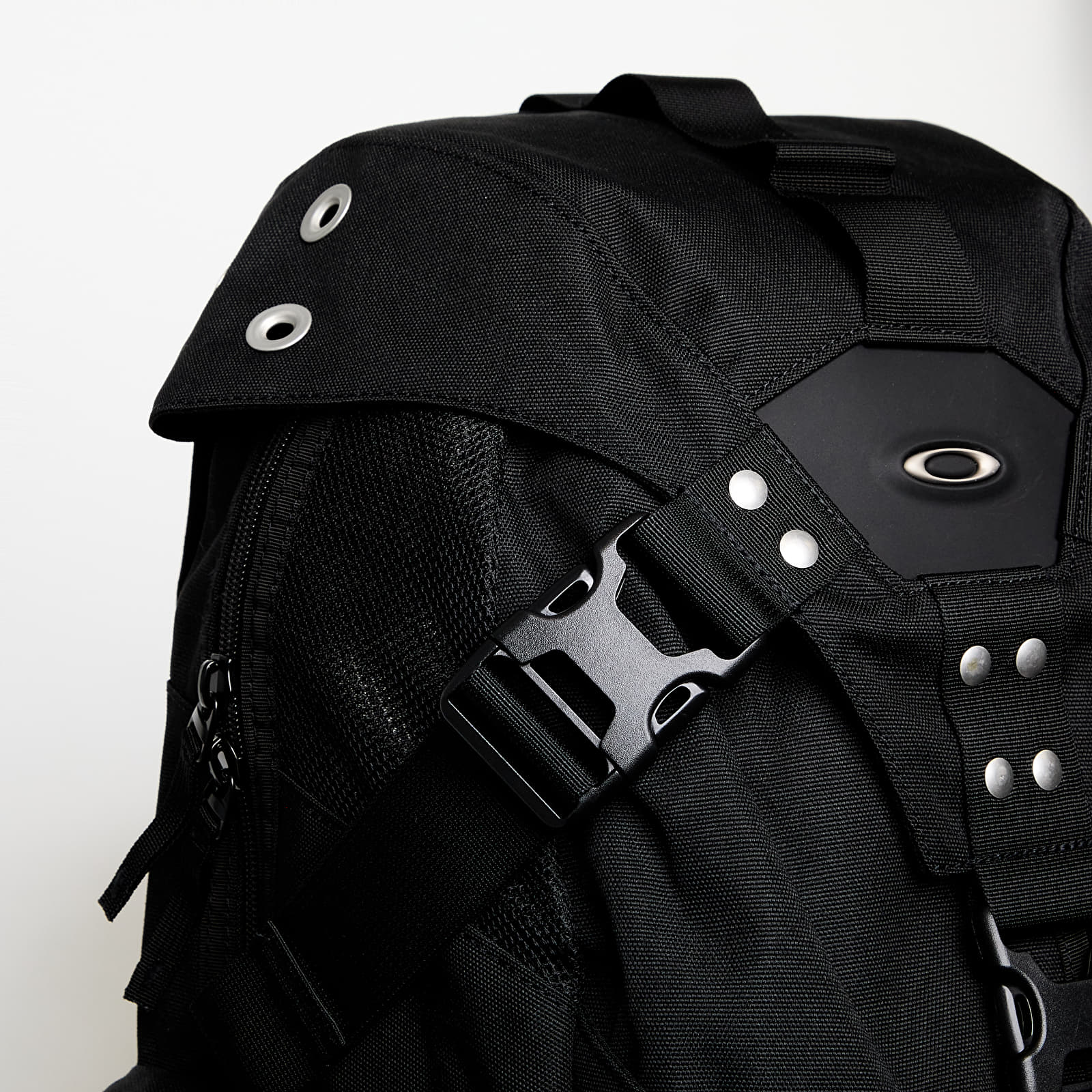 Hátizsákok Oakley Icon Rc Backpack Blackout