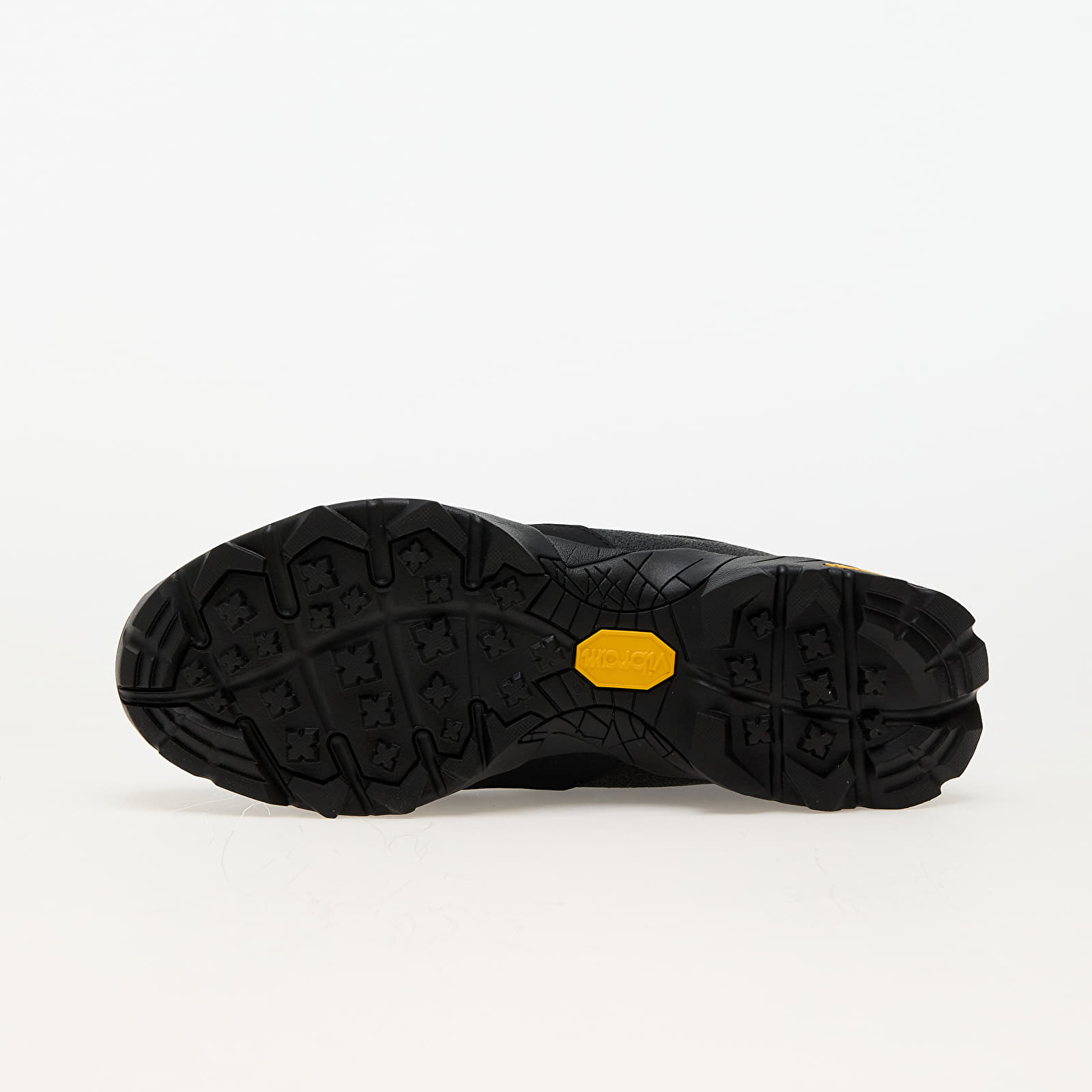 Roa neal sneaker store