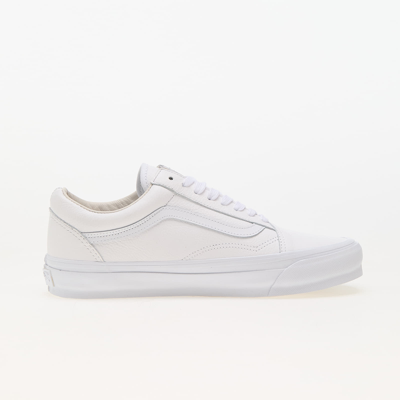 White leather new arrivals vans womens