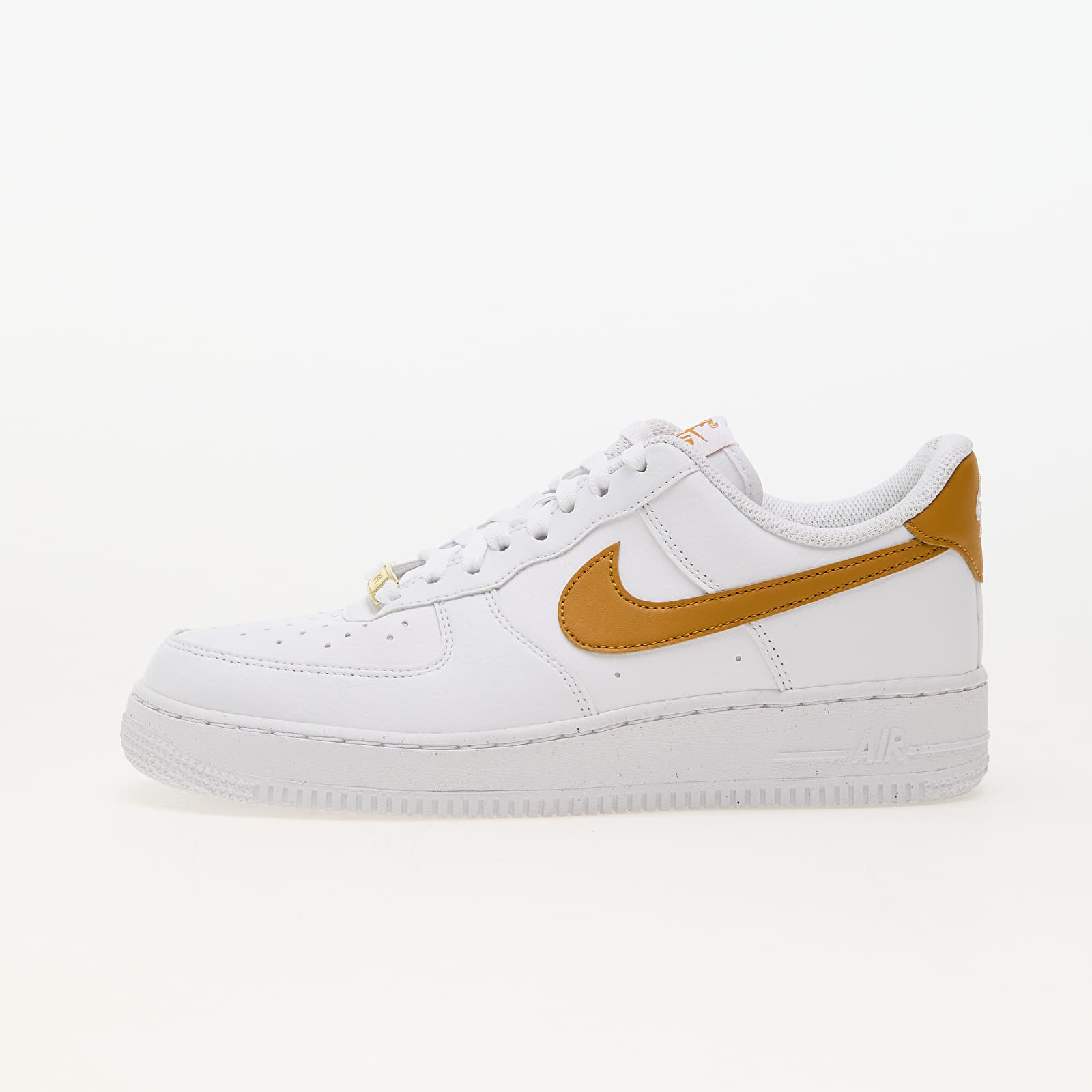 Дамски кецове и обувки Nike W Air Force 1 ’07 Next Nature White/ Gold Suede-White