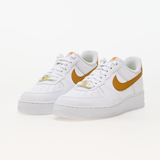 Nike air force one white gold 2025
