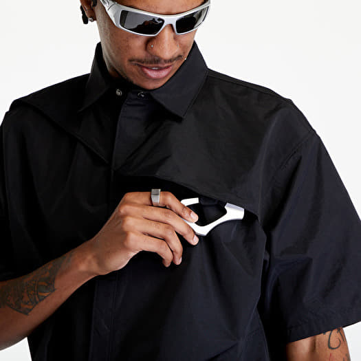 HELIOT EMIL S/S Nylon Shirt W. Carabiner Black | Footshop