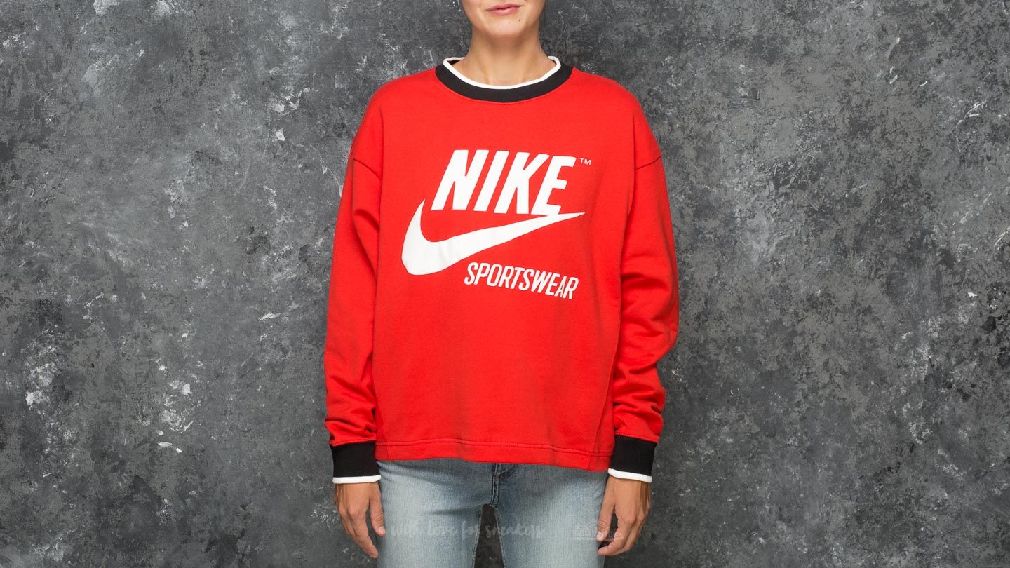 Nike crew archive sweatshirt deals