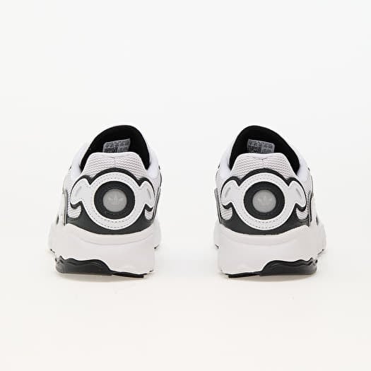 Adidas ozweego vs nike top