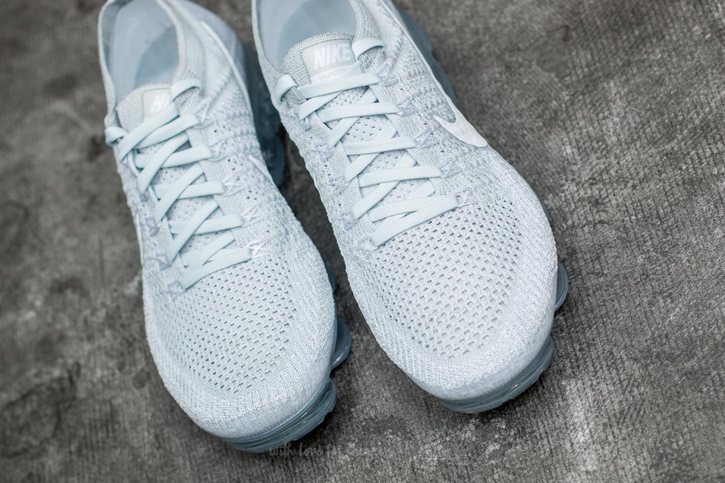 Vapormax pure platinum womens best sale