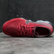 dark team red vapormax