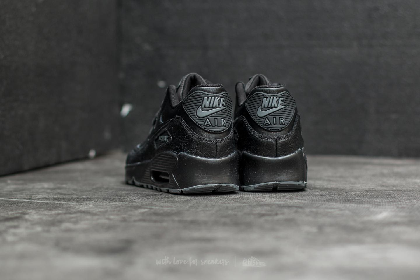 Dámske topánky a tenisky Nike Air Max 90 Leather SE GG Black/ Black-Dark Grey