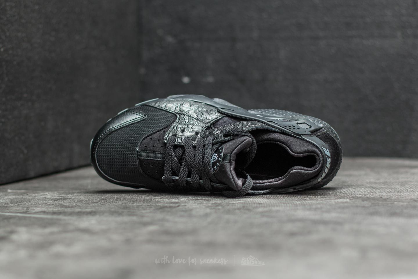 cdg huarache