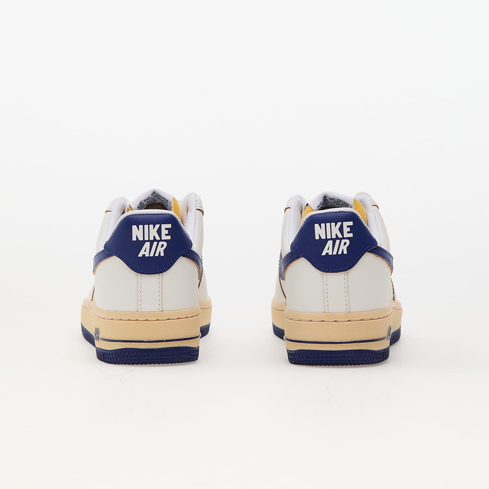 Dámske topánky a tenisky Nike W Air Force 1 '07 Sail/ Deep Royal Blue-Pale Vanilla