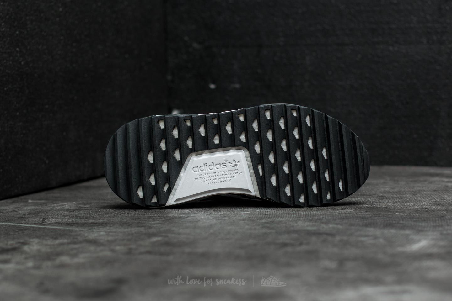 Ανδρικά παπούτσια adidas x White Mountaineering NMD Trail Primeknit Core Black/ Ftw White