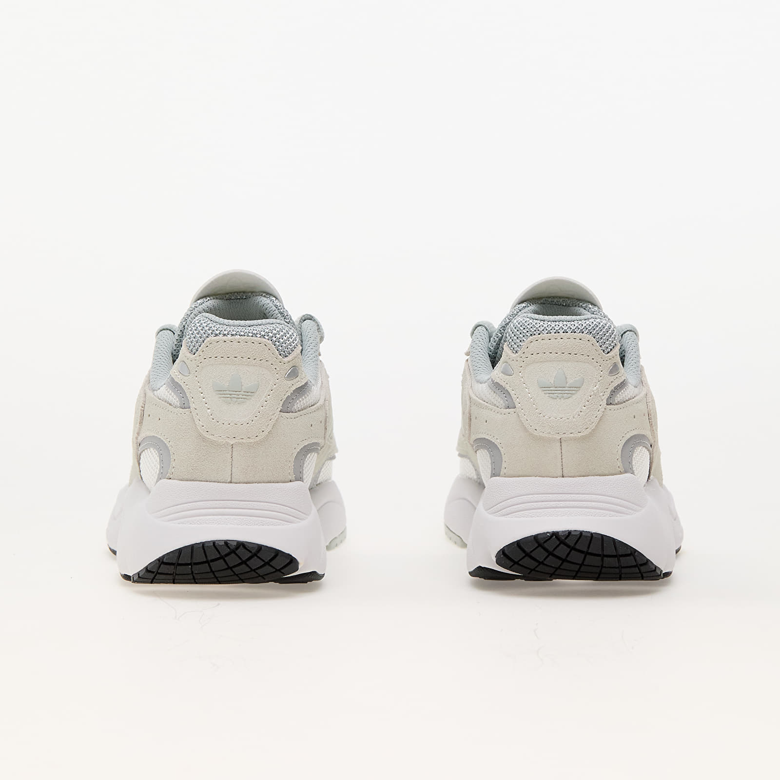 Dámske topánky a tenisky adidas Ozmillen W Ivory/ Wonder Silver/ Core Black