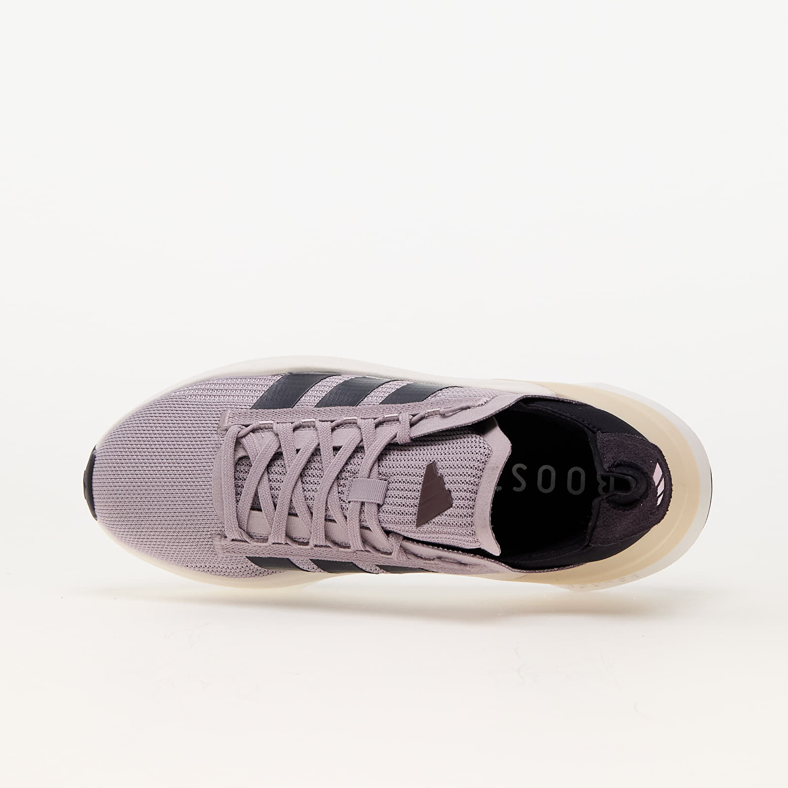 Γυναικεία παπούτσια adidas Avryn_X Preloveded Fi/ Aura Black/ Almond Pink