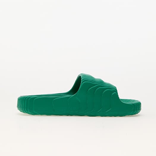 ADIDAS 8 UK Adilette Slippers 22 Green Unisex