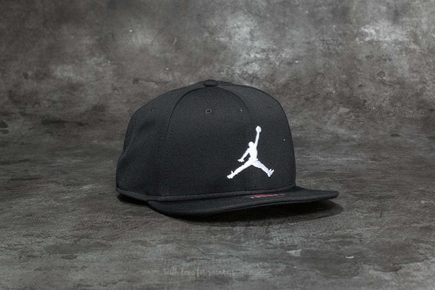 Kape Jordan Jumpman Snapback Black/ White