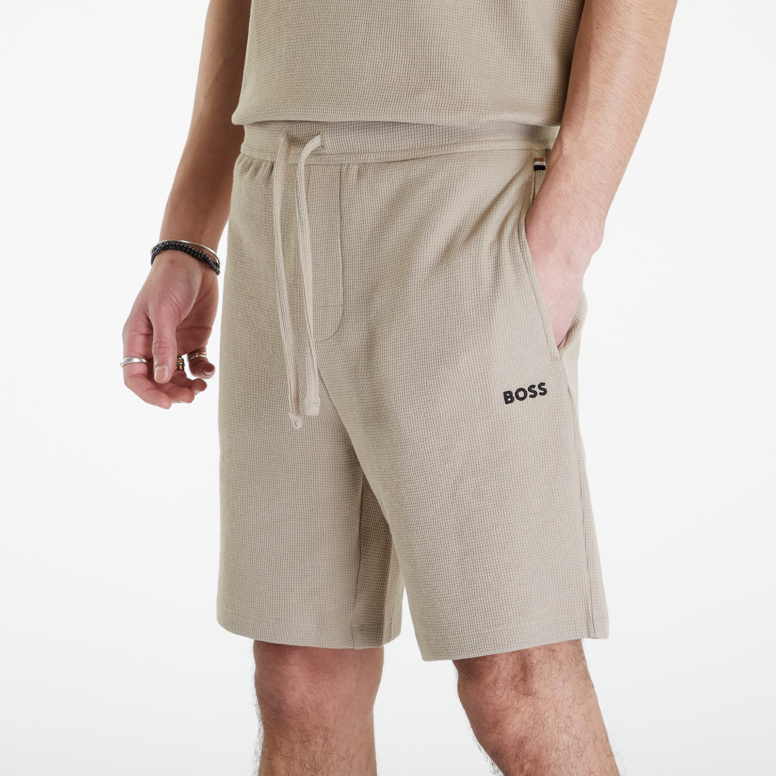 Shortsit Hugo Boss Waffle Shorts Brown
