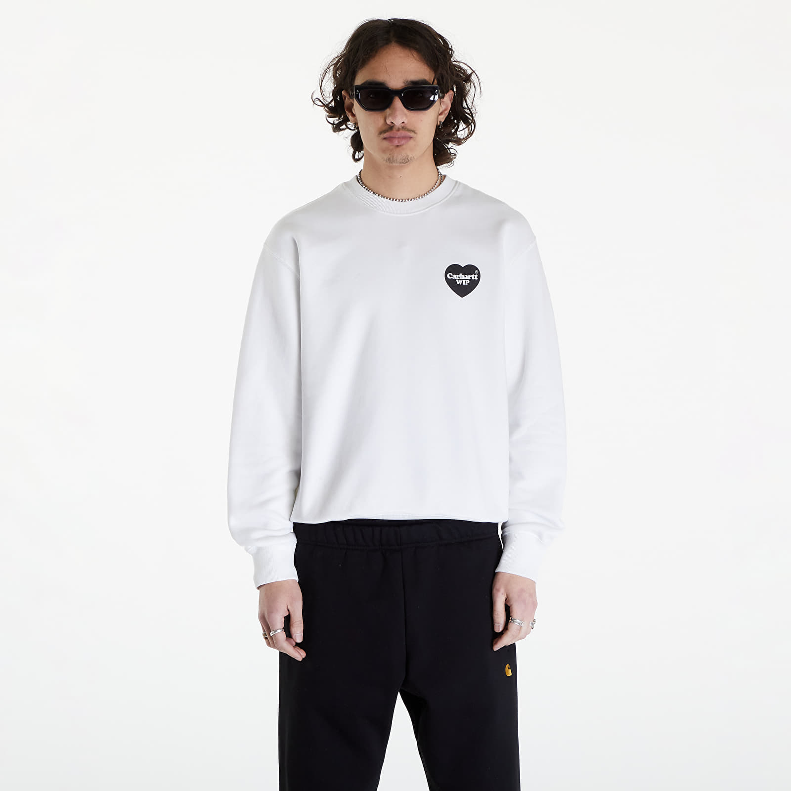 Hupparit ja collegepaidat Carhartt WIP Heart Bandana Sweatshirt UNISEX White/ Black Stone Washed