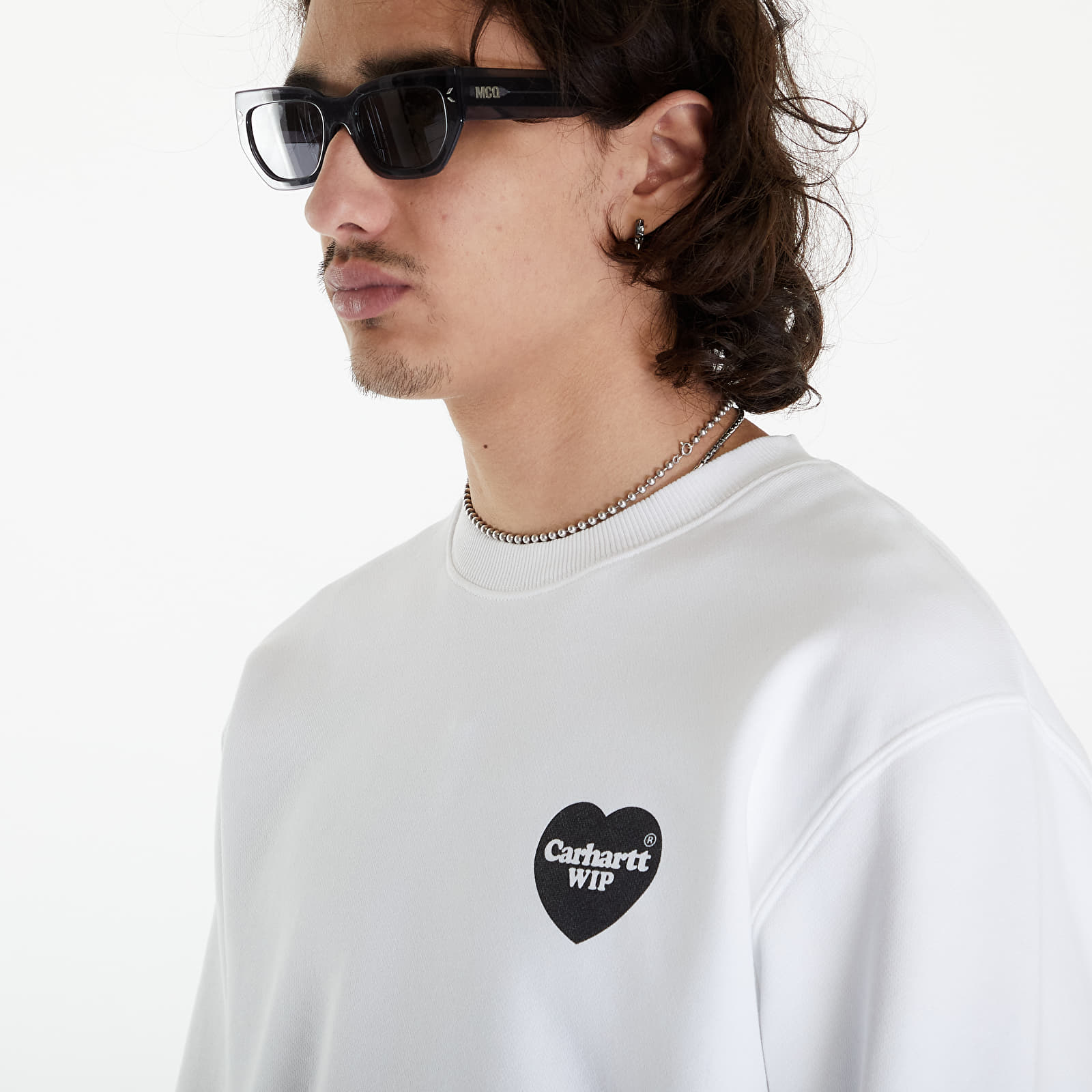 Hupparit ja collegepaidat Carhartt WIP Heart Bandana Sweatshirt UNISEX White/ Black Stone Washed