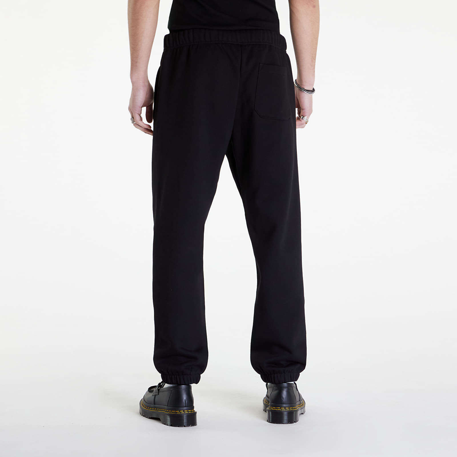 Spodnie dresowe Carhartt WIP Chase Sweat Pant Black/ Gold