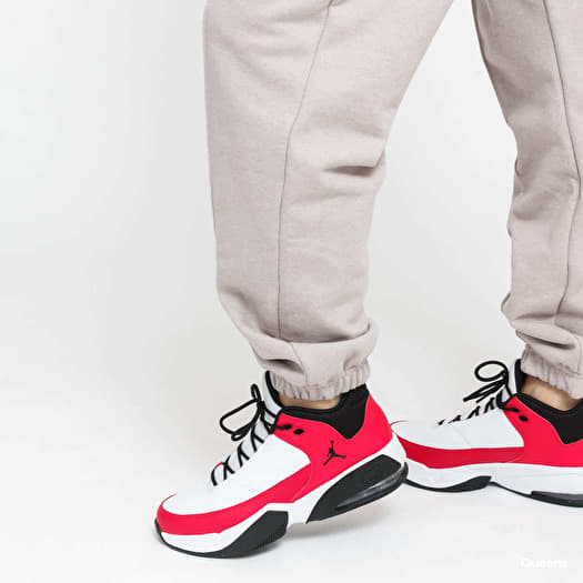 air jordan joggers womens