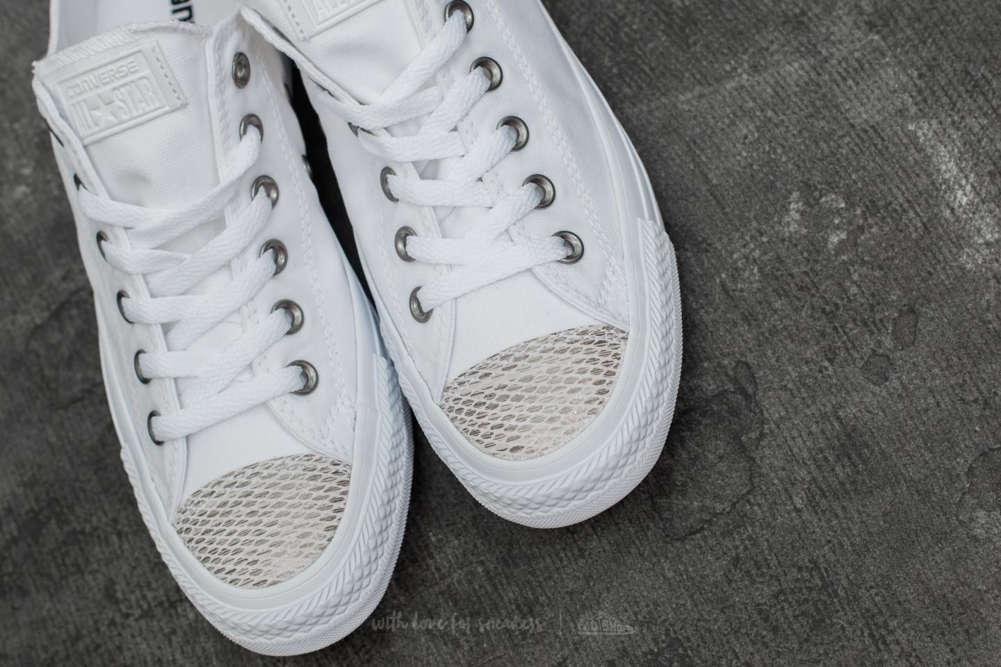 Chuck taylor ox white online